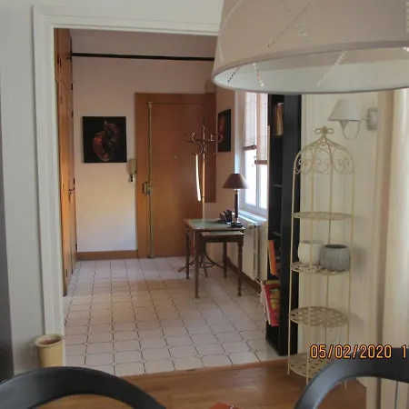 L'hyper Centre Apartment